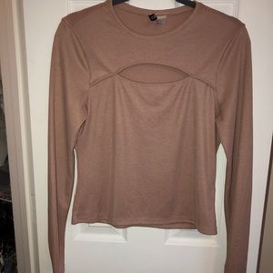 H&M long sleeve sexy top!